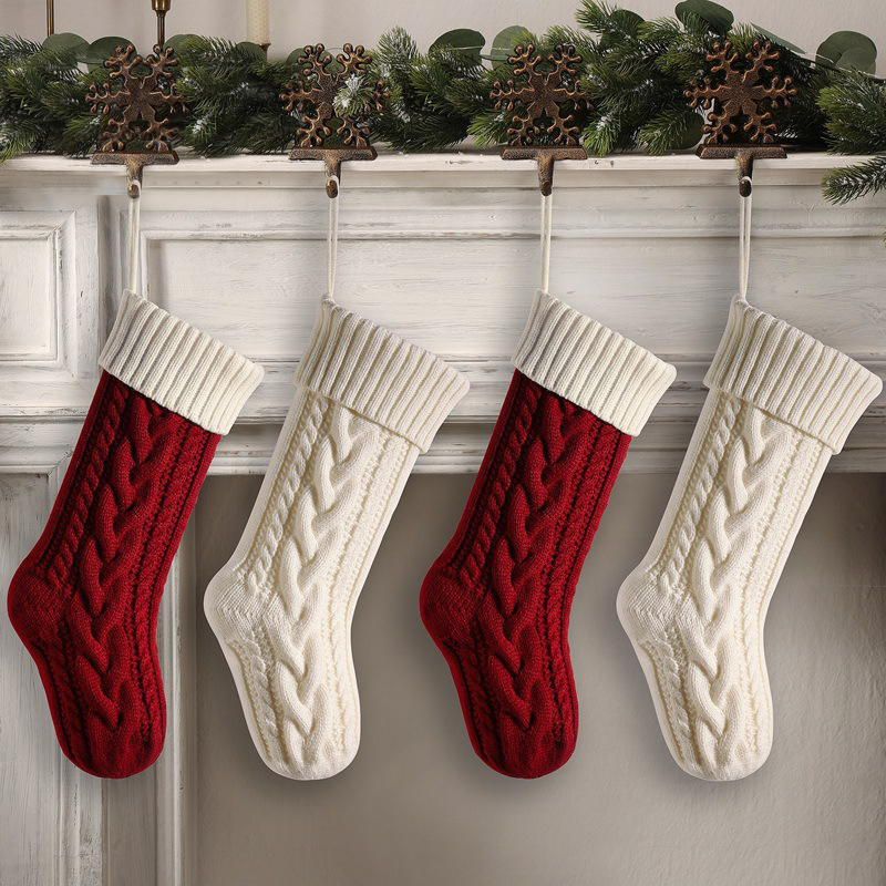 Surprise 18 Inches Knitted Christmas Stockings Hanging Sock for Holiday Christmas Family Decoration Gift Party Favor
