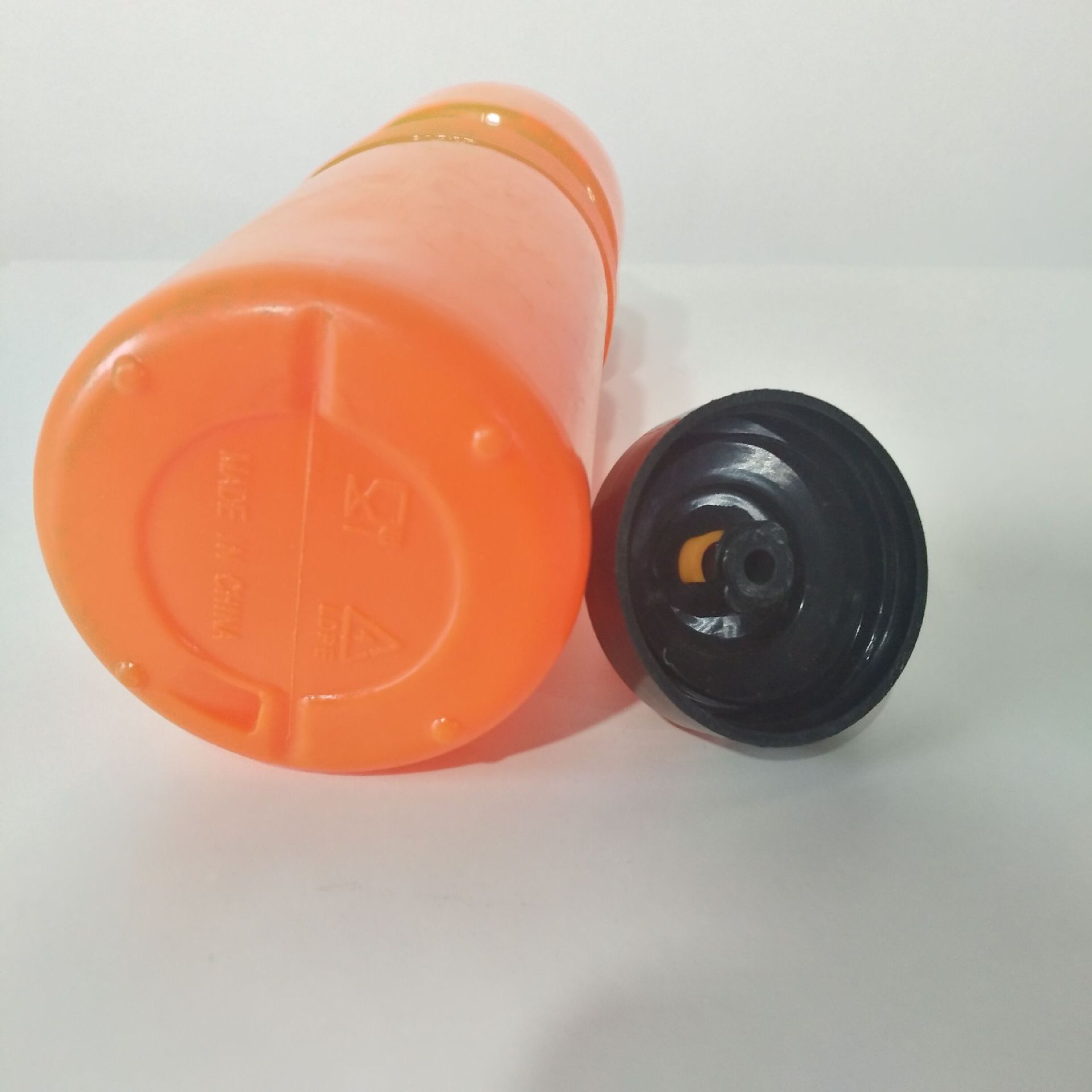 25 oz. Water Bottles With Push Cap