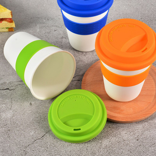 Reusable 14 oz Eco-Friendly PP Plastic Handheld Coffee Cups with Silicone Insulated Sleeve & Spill-Resistant Lid
