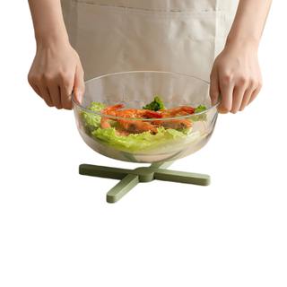 Foldable TPR heat-resistant trivet with adjustable design. Non-slip, durable, and easy to clean. Size in 7.87" * 1.26" * 0.43"