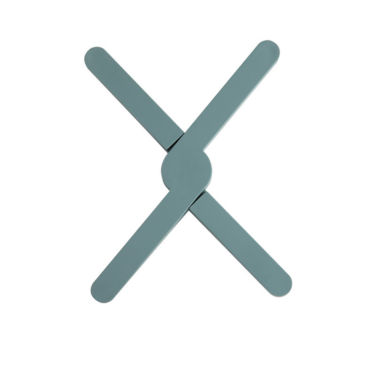 Foldable TPR heat-resistant trivet with adjustable design. Non-slip, durable, and easy to clean. Size in 7.87" * 1.26" * 0.43"