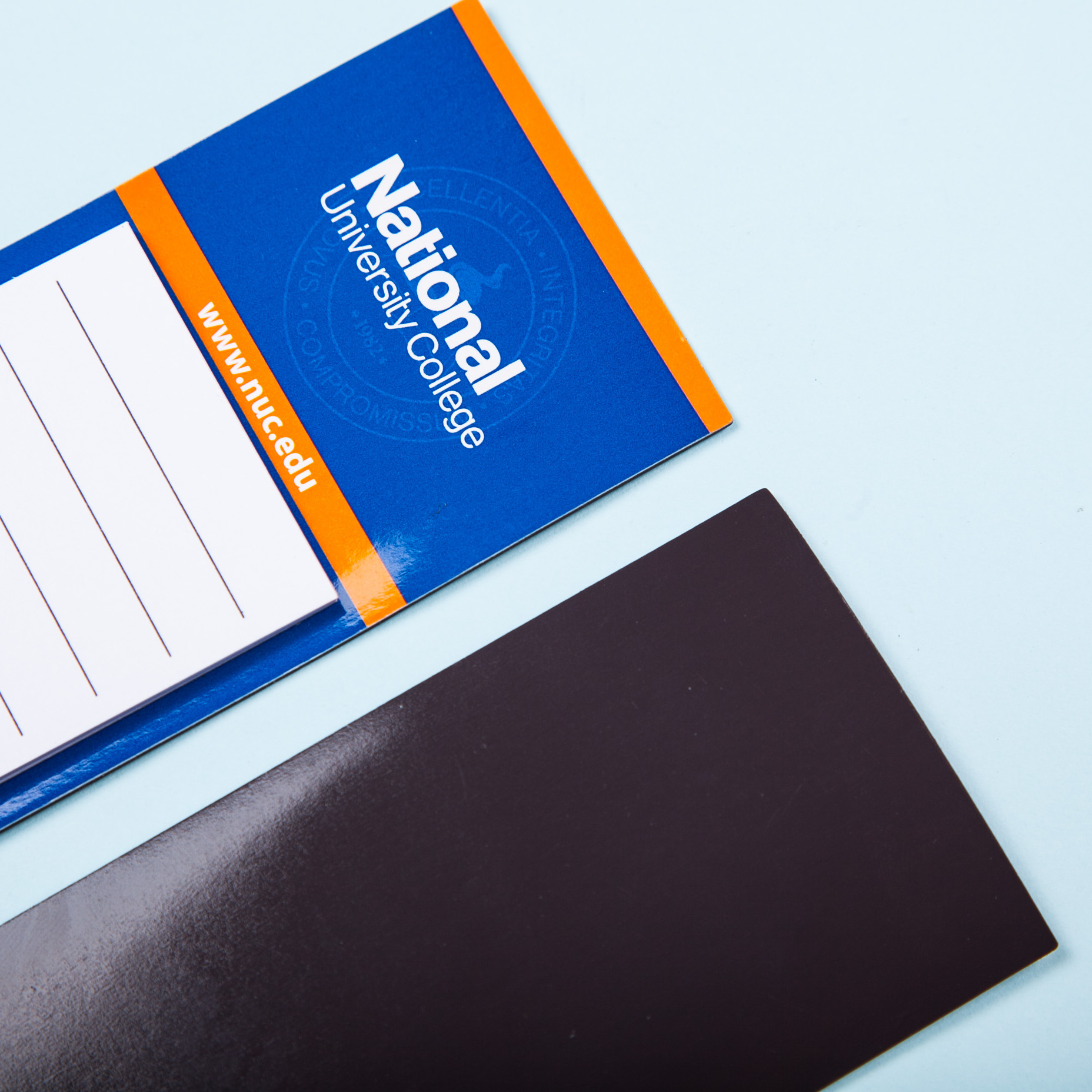 6.3 " x 2.3 " 30-Sheets Lined Paper Notepads with Full Magnetic Backing for Refrigerator To-do Pad