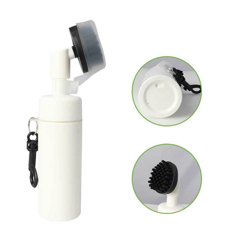 Press-to-spray Golf Brush with Oval Spray Head
